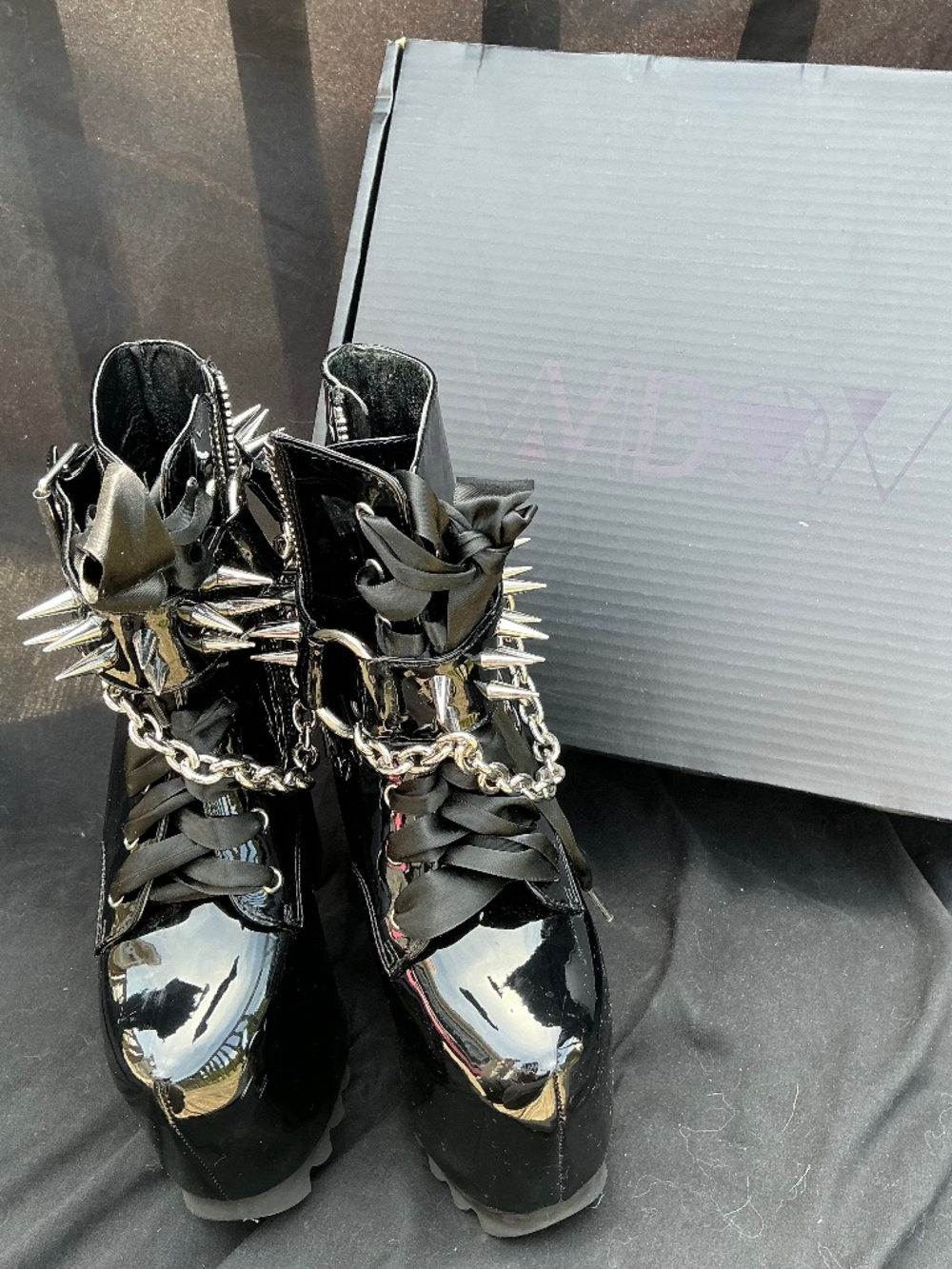 Killstar platform heels